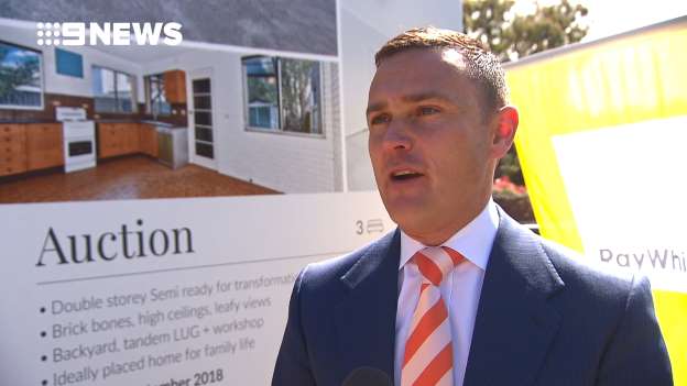 The latest CoreLogic auction report shows 1552 homes in Australia’s capital cities will go under the hammer this week. (AAP)