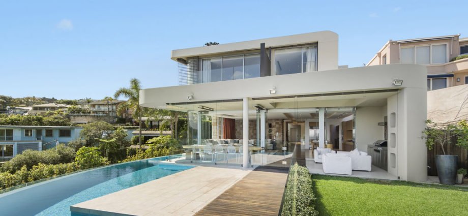 trophy home
