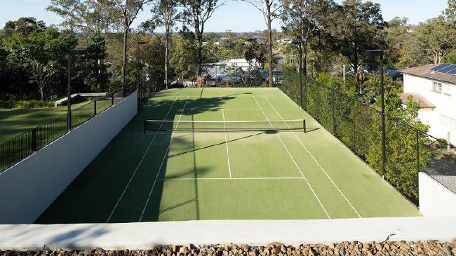 Tennis Court homes