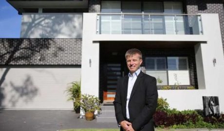 Sydneysider Lloyd Edge, 45, currently owns 16 properties, bought using a mix of cunning tactics, and said most would-be real estate purchasers fell into the same trap during downturns.