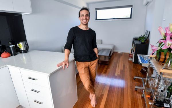 Melbourne unit rents