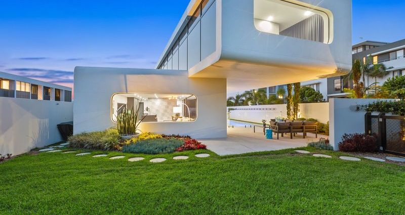 Jetsons house