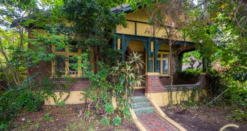 128 Elizabeth Street, Ashfield