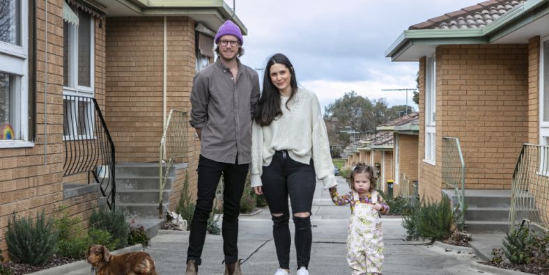 Melbourne unit market