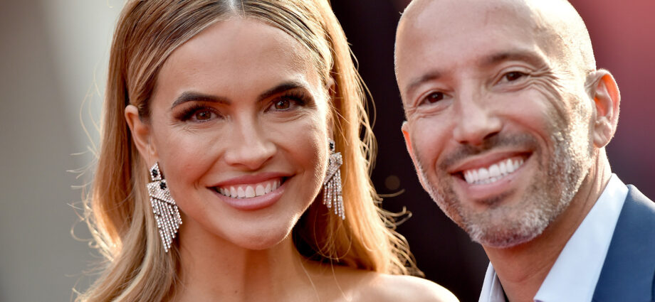 Chrishell Stause & Jason Oppenheim