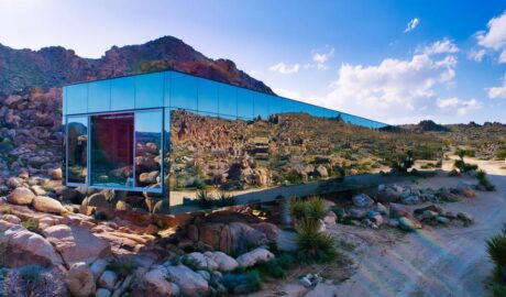 The invisible house