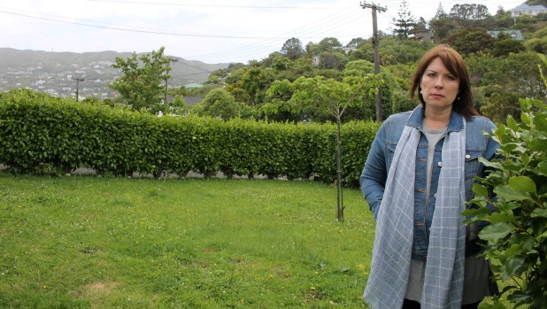 after-maintaining-the-hedge-on-a-berm-outside-her-wellington-home-for-seven-years-andrea-skews