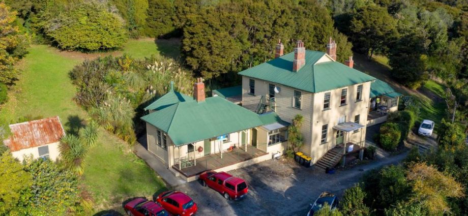 historic Dunedin building