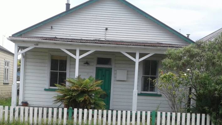 Reefton home