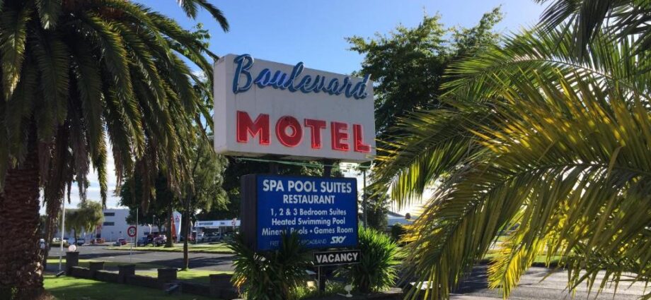 Boulevard Motel