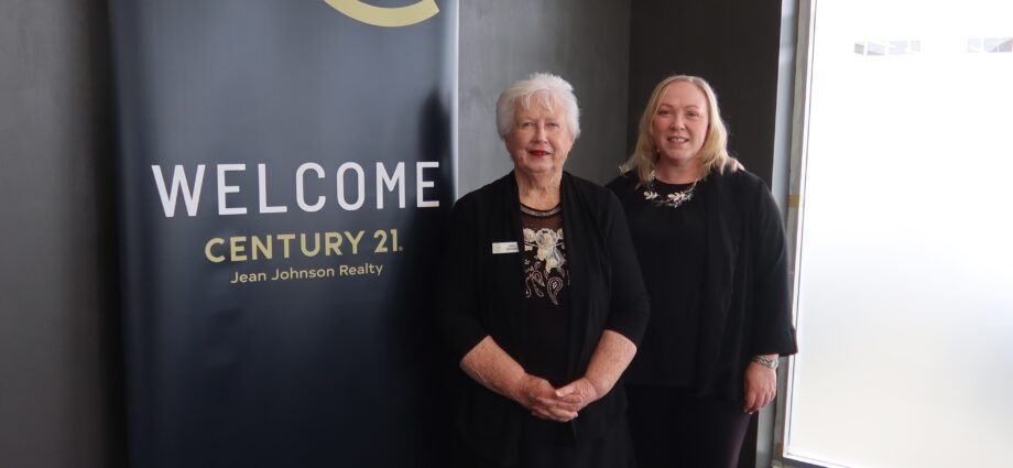 Jean Johnson and Lee Cocurullo of Century 21 Jean Johnson Realty, Dargaville.