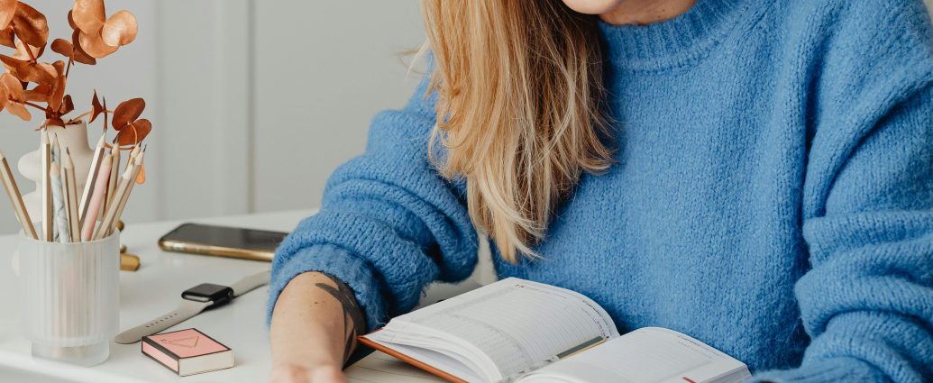 Photo by Photo By: Kaboompics.com: https://www.pexels.com/photo/a-woman-wearing-eyeglasses-using-laptop-5908728/