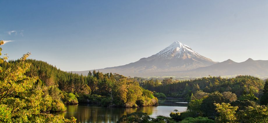 Taranaki Maunga