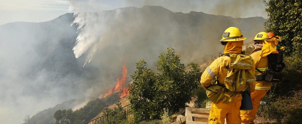 Wildfire Ravages California's Pacific Palisades